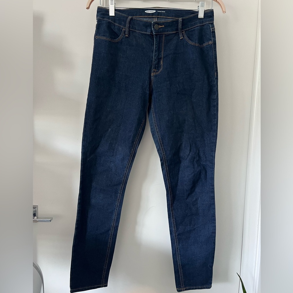 Old Navy Super Skinny- Size 8 (dark rinse)
